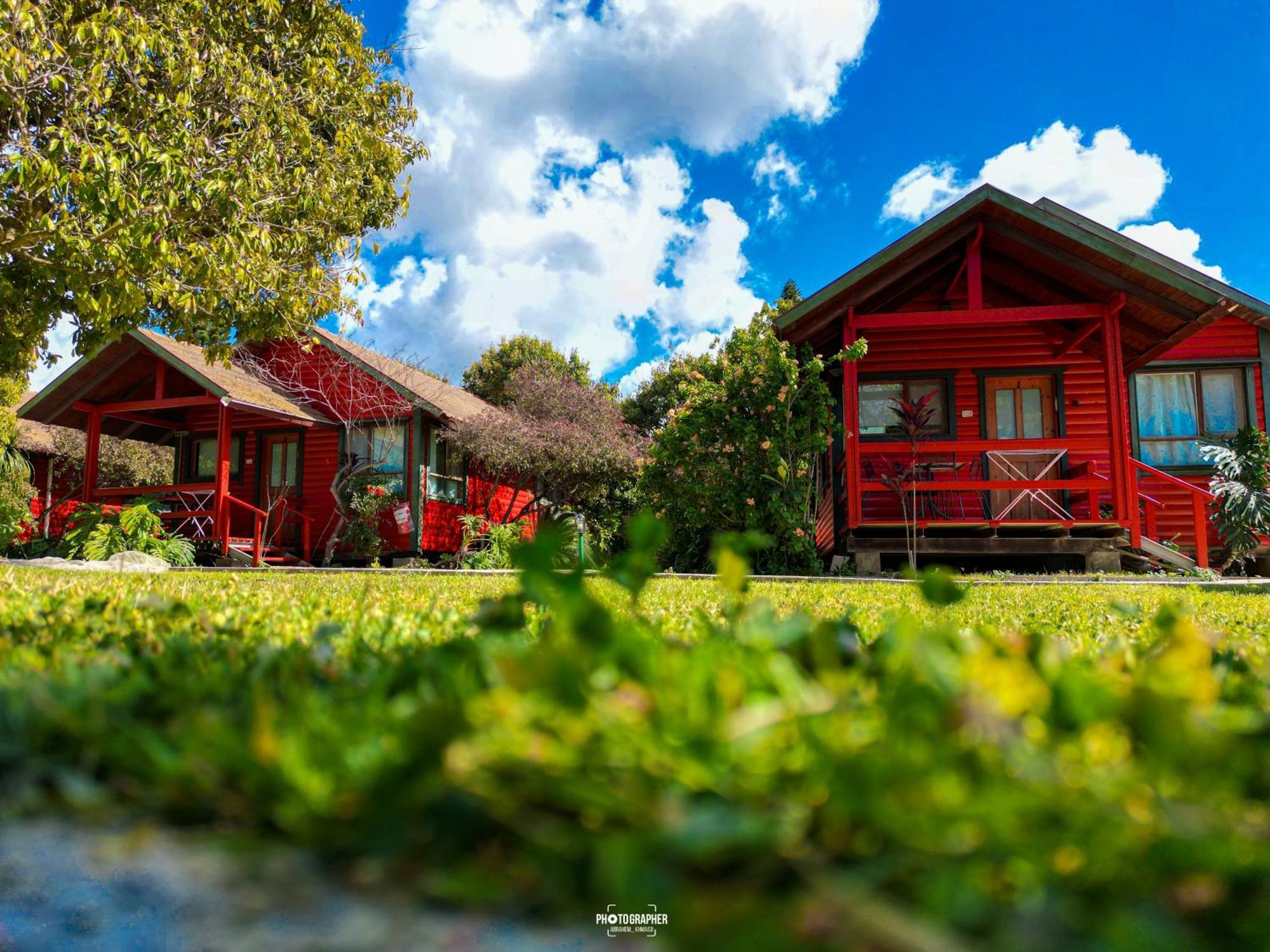 The Wooden Rose Cabins Bezet Bagian luar foto